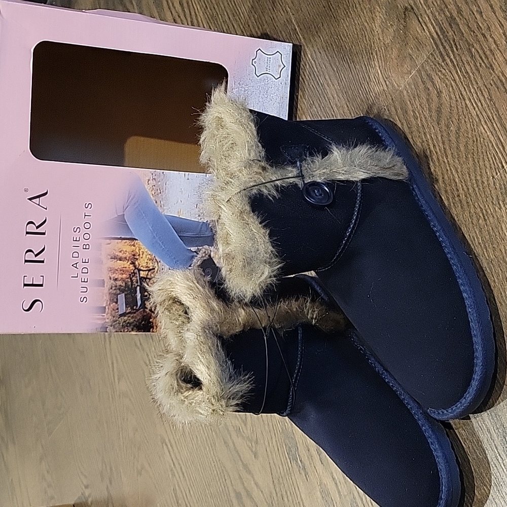 Serra Ladies Suede Boots Navy Size 9
